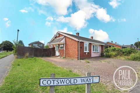 3 bedroom semi-detached bungalow for sale