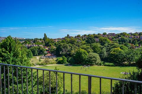 St. Helens Crescent, Hastings 1 bed retirement property for sale