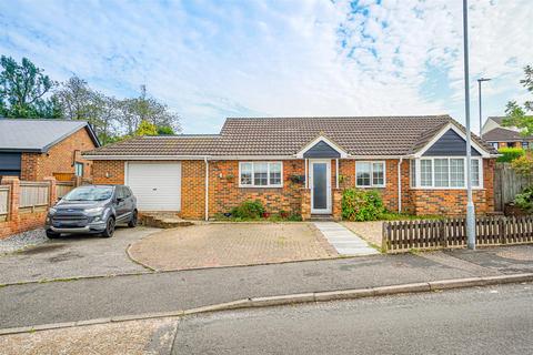 Maplehurst Close, St. Leonards
