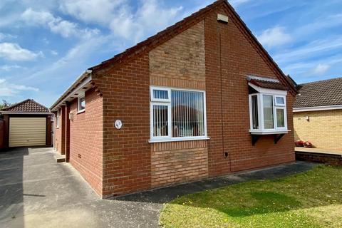 Kirkstone Way, Lowestoft, Suffolk, NR32 2 bed detached bungalow for sale