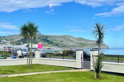 Craig Y Don Parade, Llandudno 1 bed apartment for sale