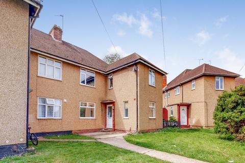 Bernays Close, Stanmore, HA7 3 bed maisonette for sale