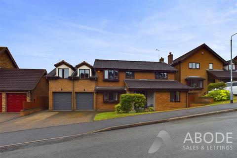 Doveridge Road, Burton on Trent DE15 4 bed detached house for sale