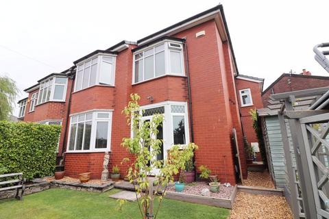 Parr Fold Avenue, Manchester M28 4 bed semi