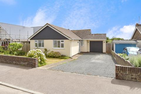 Kings Avenue, Broadstairs, Kent 4 bed detached bungalow for sale