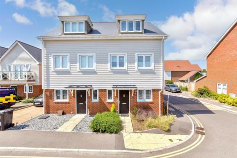 Martin Lane, Holborough Lakes... 3 bed townhouse for sale