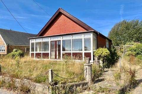 Capel Street, Folkestone CT18 2 bed bungalow for sale