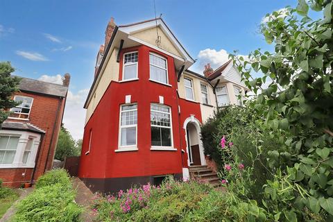 London Road, Braintree 4 bed semi