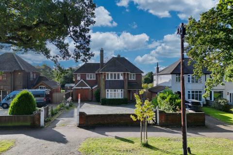 Greenhill Road, Coalville, LE67 4 bed detached house for sale