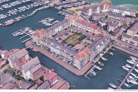 The Piazza, Sovereign Harbour South... 4 bed townhouse for sale