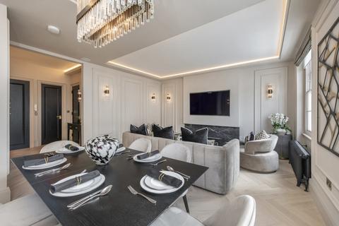 Gloucester Terrace, Bayswater, London 3 bed flat for sale