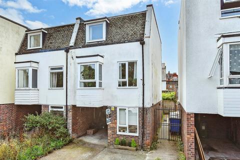 Belmont Street, Southsea, Hampshire 3 bed townhouse for sale