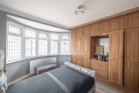 Wood Lane, Colindale, London, NW9 5 bed terraced house for sale