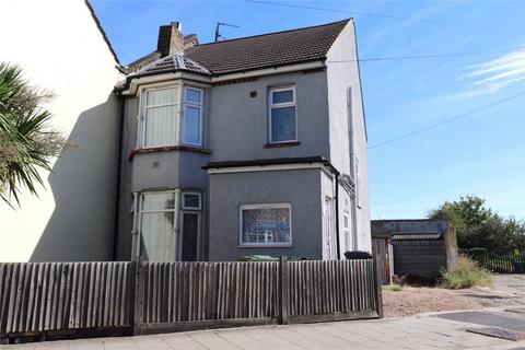 High Street, Swanscombe, Kent, DA10 2 bed end of terrace house for sale