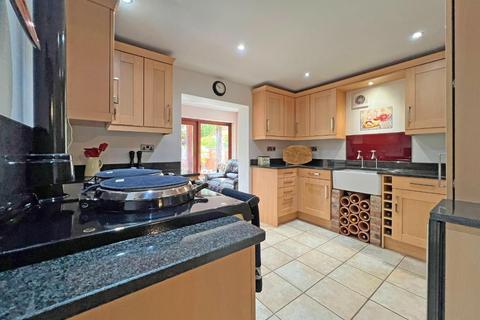 Gaulby Lane, Stoughton, Leicestershire 2 bed character property for sale