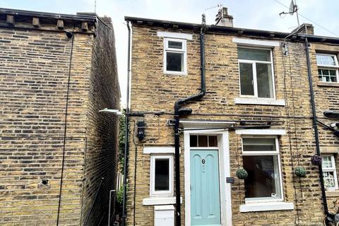 Lane Ends Green, Hipperholme HX3 2 bed cottage for sale