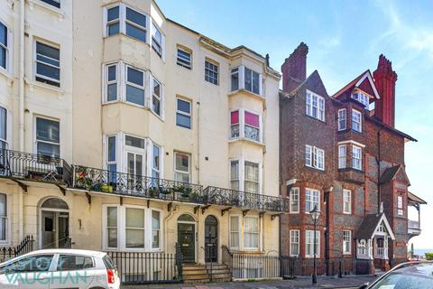 Charlotte Street, Brighton BN2 2 bed apartment for sale