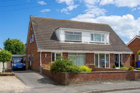 3 bedroom semi-detached bungalow for sale