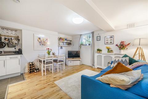 High Street, Penge, Bromley, SE20 1 bed flat for sale