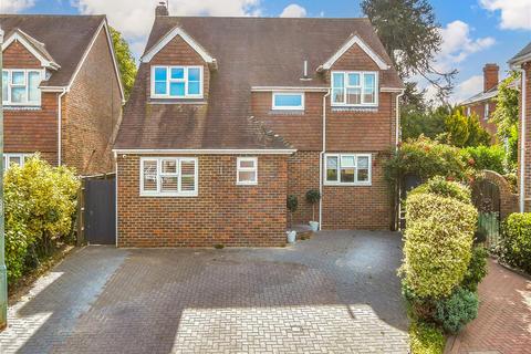 St. Benet's Court, Tenterden, Kent 3 bed detached house for sale