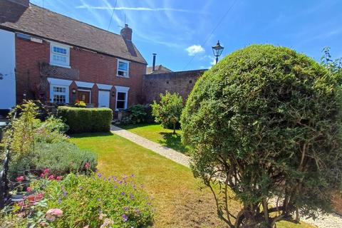 Leacon Farm Cottages Westwell Leacon 2 bed terraced house for sale