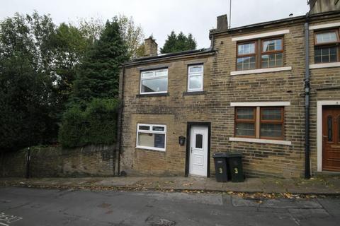 Fountain Street, Thornton 3 bed semi