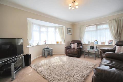 Mundesley Road, North Walsham 3 bed detached bungalow for sale