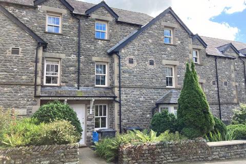 5 Bainbridge Court, Sedbergh 2 bed apartment for sale