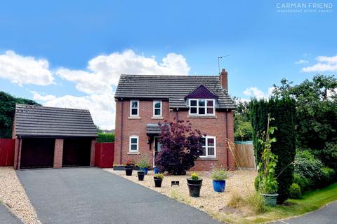 Orchard Grove, Farndon, CH3 3 bed detached house for sale