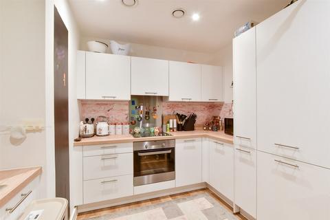 Marketfield Way, Redhill, Surrey 1 bed apartment for sale
