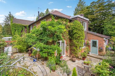 Stoke Common Road, Fulmer SL3 3 bed end of terrace house for sale