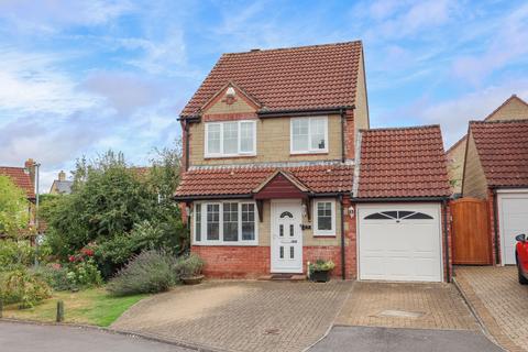 Canal Close, Calne SN11 3 bed detached house for sale