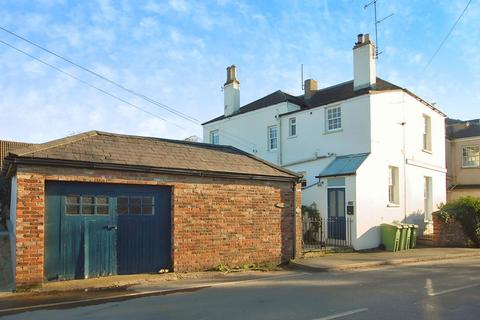 Greenway Lane, Cheltenham GL52 4 bed terraced house for sale