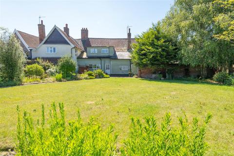 64 High Street, Woodbridge IP13 4 bed house for sale