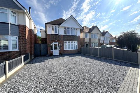 Nansen Avenue, Oakdale, POOLE, BH15 6 bed detached house for sale