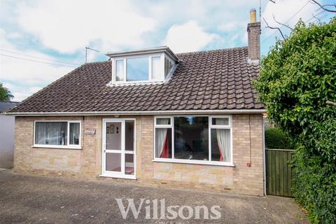 East End, Burgh Le Marsh, Skegness 3 bed detached bungalow for sale