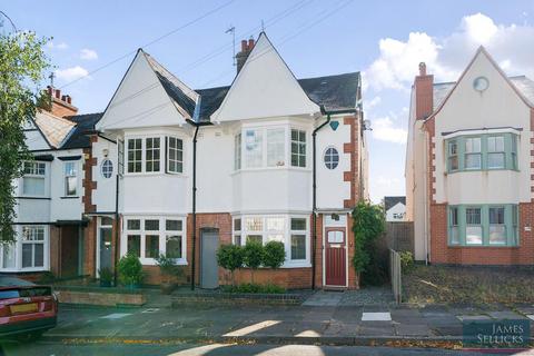 Dovedale Road, Stoneygate, Leicester 3 bed end of terrace house for sale