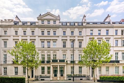 Buckingham gate, London SW1E 3 bed flat for sale