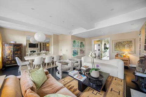 Pont Street, London SW1X 3 bed flat for sale