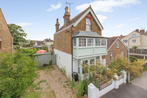 Westgate Terrace, Whitstable 4 bed detached house for sale