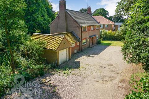 Surrogate Street, Attleborough 4 bed detached house for sale