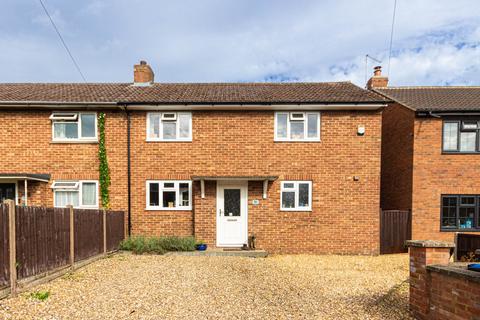 Parsons Close, Flamstead, St. Albans... 3 bed semi