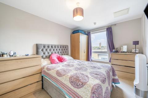 Norman Road, Greenwich 2 bed apartment for sale