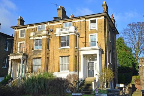 Granville Park, Lewisham, London, SE13 1 bed apartment for sale