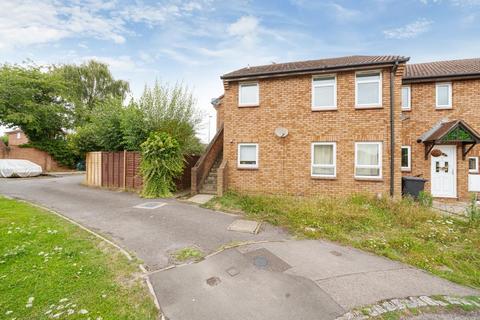 Thatcham,  Berkshire,  RG19 Studio for sale