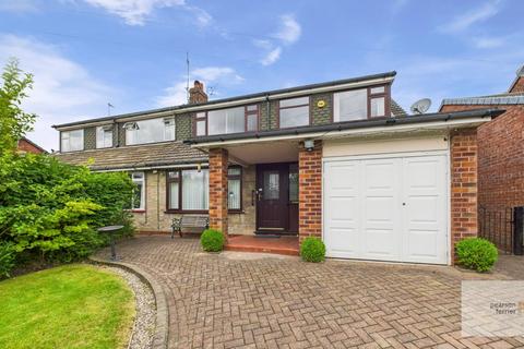 4 bedroom semi-detached house for sale