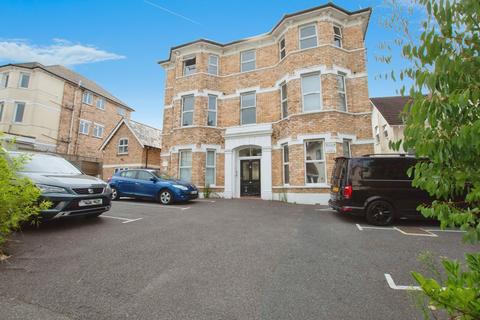 Tregonwell Road, Bournemouth BH2 2 bed apartment for sale