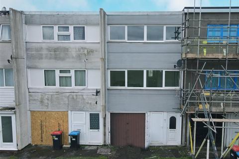 Farmborough, Netherfield, Milton Keynes 3 bed terraced house for sale