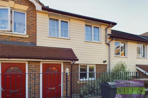 Endeavour Way, Hastings 3 bed terraced house for sale