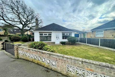 Robertson Road, North Hykeham 2 bed detached bungalow for sale